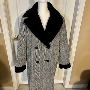 Tahari Herringbone Double Breasted Coat w/ Faux Fur Accents Black/White Wm XL